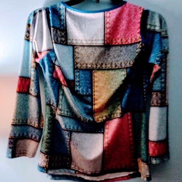 Top - Picture 3 of 4